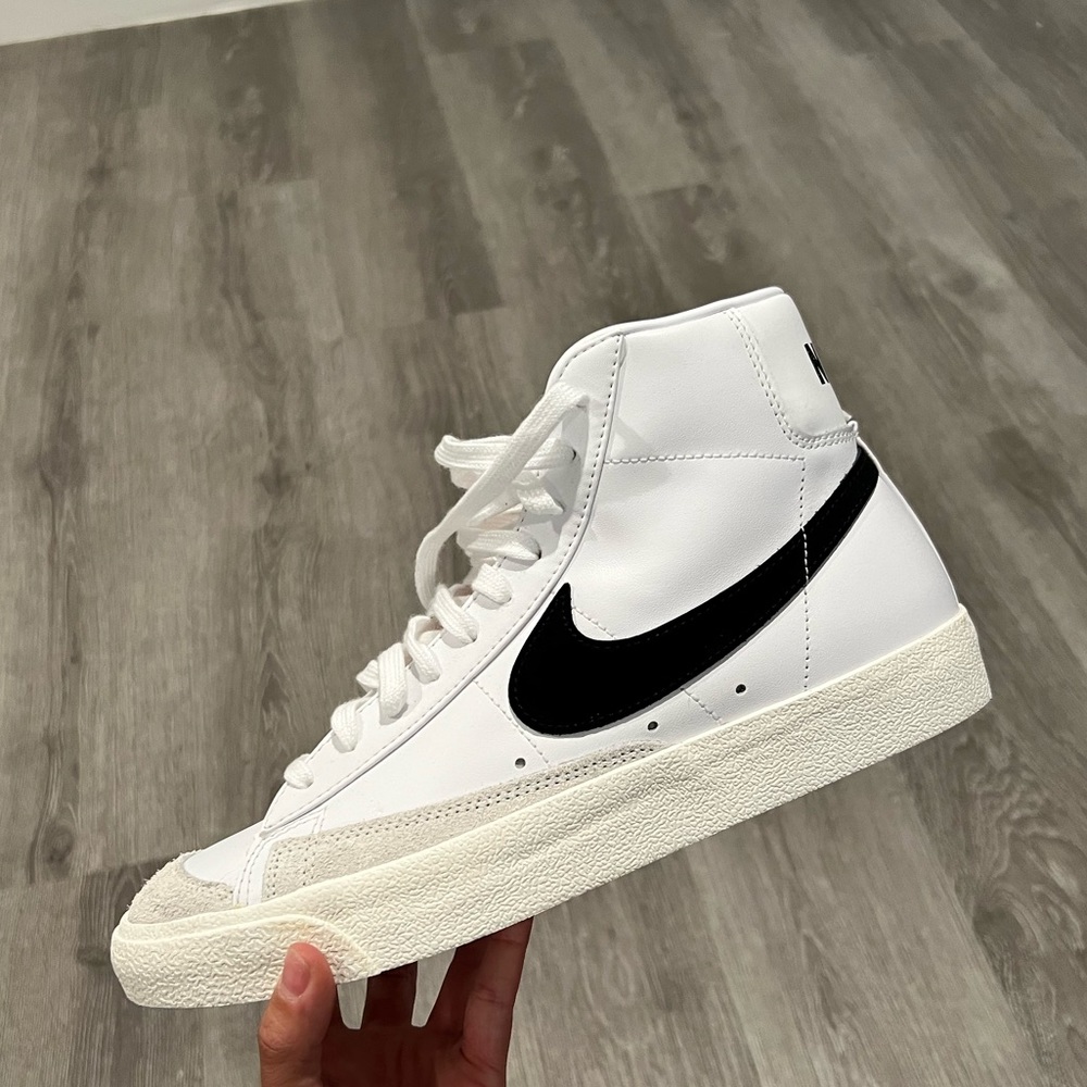 Nike Blazer Mid